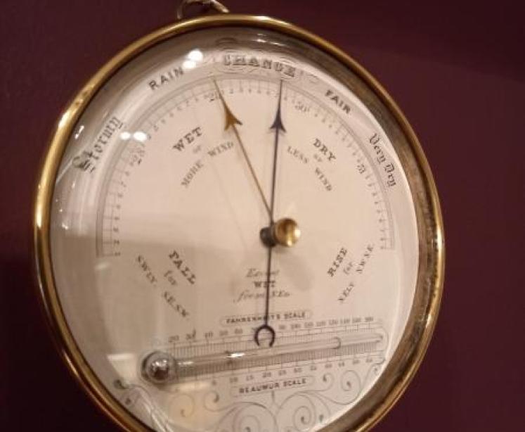 Antique Polished Brass Marine Barometer with Thermometer - Image 2