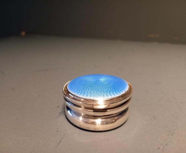Immaculate George V Period Silver & Blue Enamel Trinket - Image 2