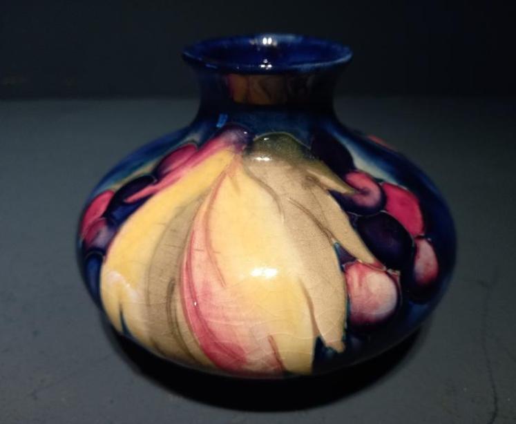 Moorcroft Leaf & Berries Vase - Image 4