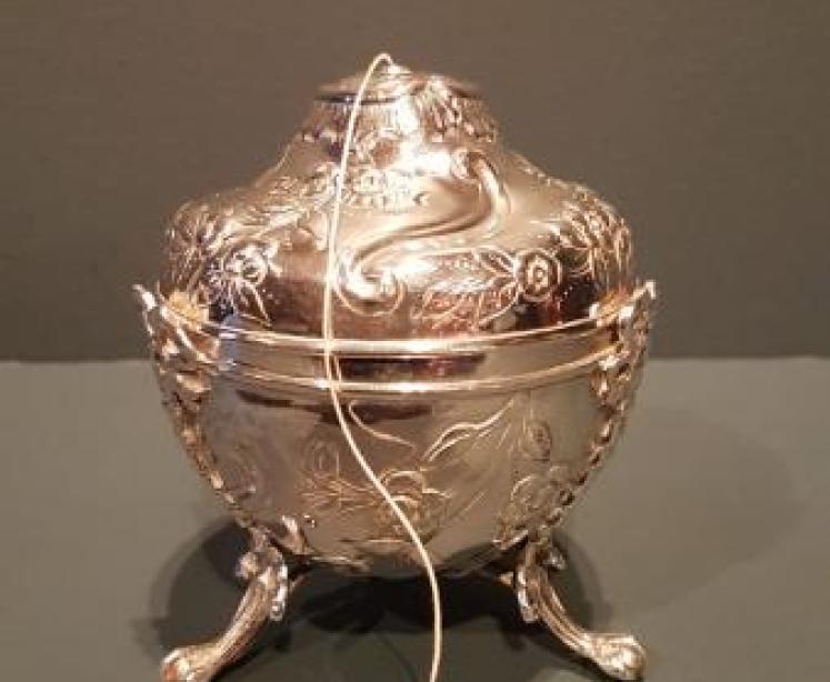 Victorian Silver String Box - Image 1