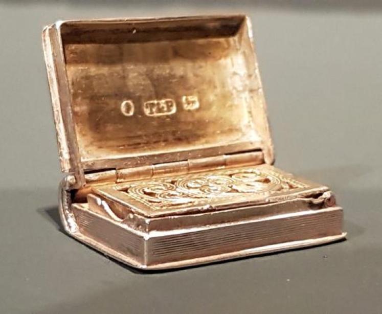 William IV Silver Book Vinaigrette - Image 2