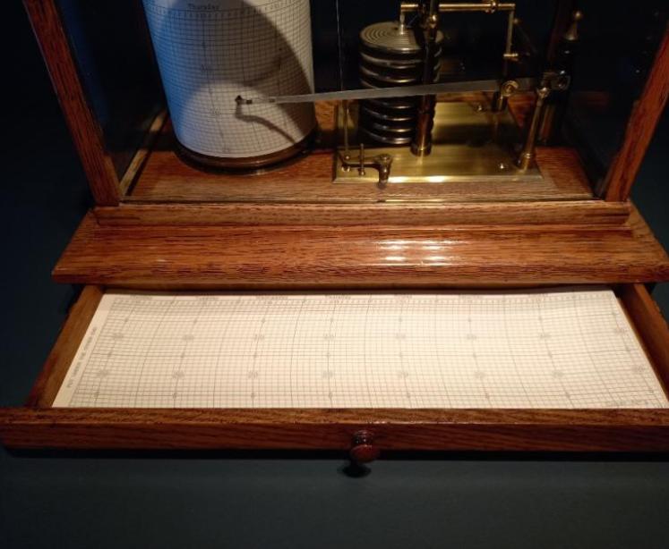 Antique Solid Oak & Bevelled Glass Barograph by James Lucking - Image 6