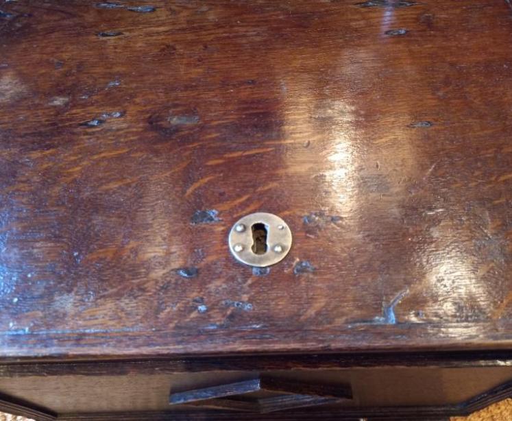 Very Small George I Period Oak Coffer.c.1720 - Image 5