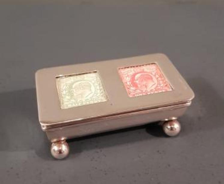 Victorian Silver Levi & Salaman Stamp Box - Image 2