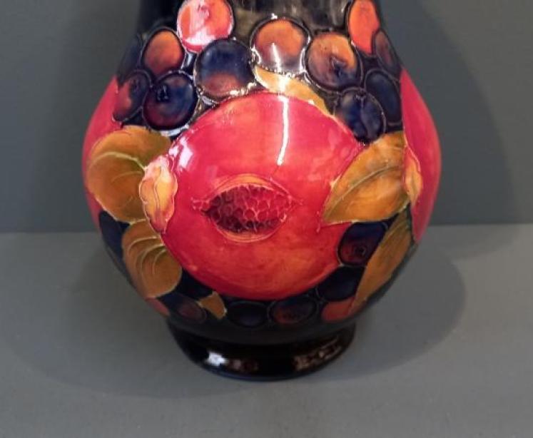 An Early Moorcroft 'Seeded Pomegranate' Vase - Image 7