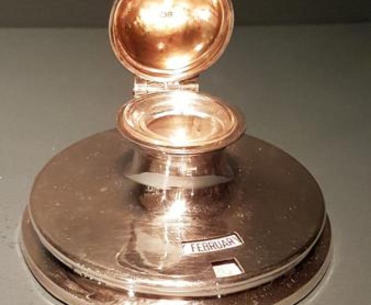 Rare Exeter Silver Ink Well and Perpetual Calendar - Image 2