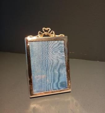 George V Period Silver Ribbon Top Photo Frame