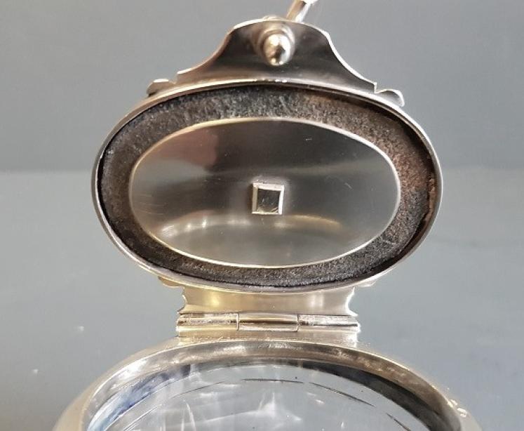 Rare Regency Period Silver and Cut Crystal Travelling Ink Well  - Image 6