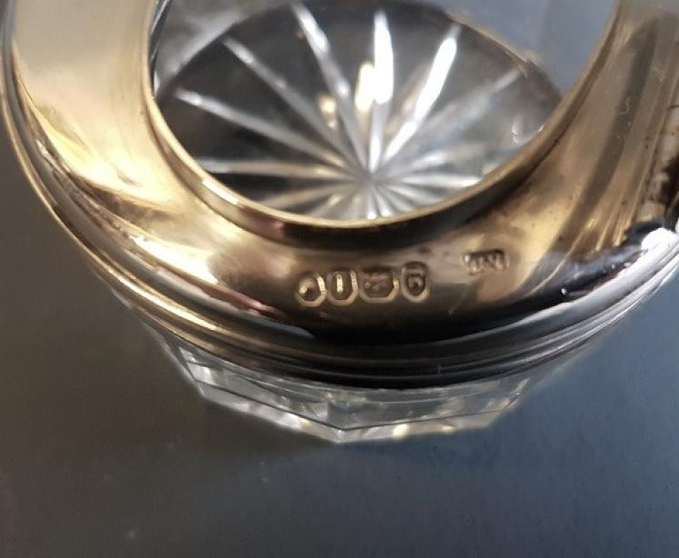 Rare Regency Period Silver and Cut Crystal Travelling Ink Well  - Image 7