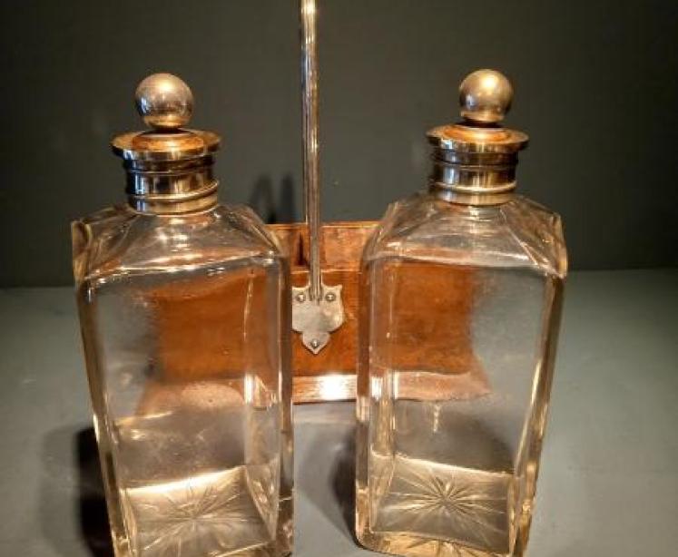Antique Oak Cased Two Bottle Decanter Set - Image 2