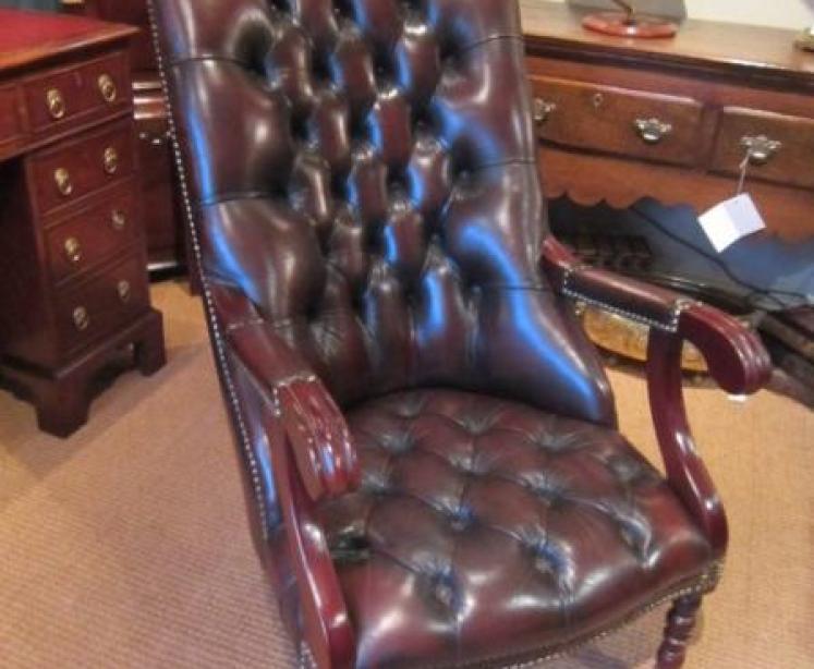 Superb 1920's Leather Buttoned Slipper Armchair - Image 1