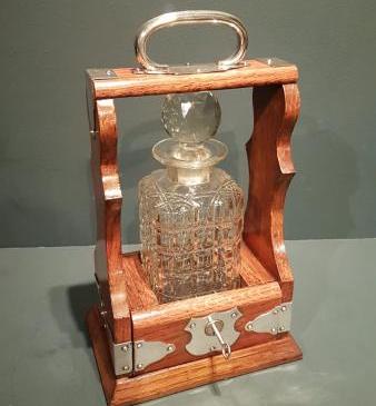 Superb Victorian Oak Single Bottle Tantalus