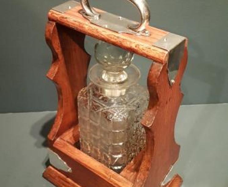 Superb Victorian Oak Single Bottle Tantalus - Image 3