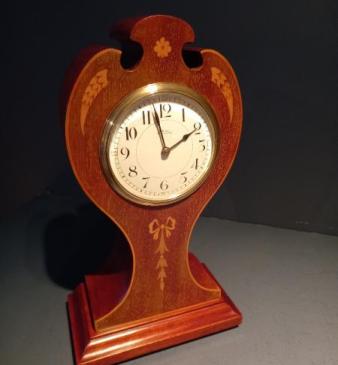 Superb Edwardian Inlaid Scalloped Top Mantel Clock