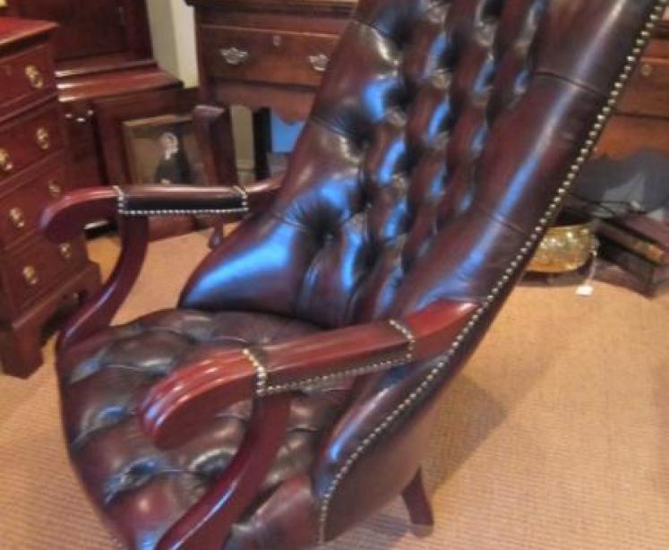 Superb 1920's Leather Buttoned Slipper Armchair - Image 5
