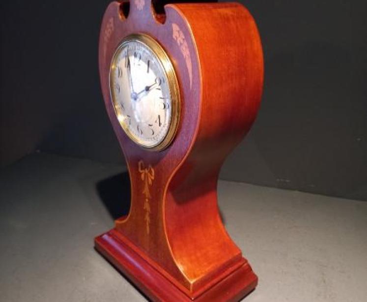 Superb Edwardian Inlaid Scalloped Top Mantel Clock - Image 4