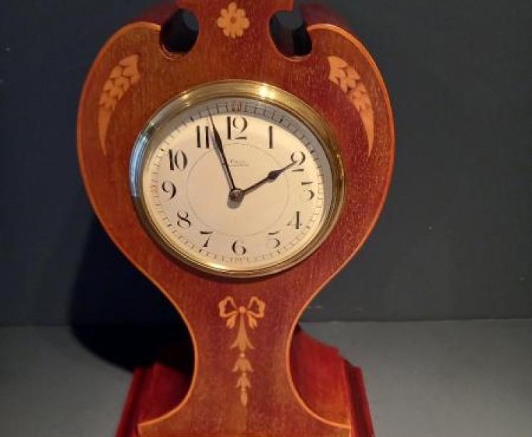 Superb Edwardian Inlaid Scalloped Top Mantel Clock - Image 7