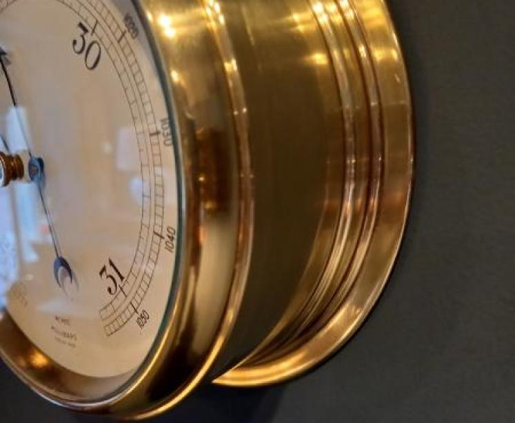 Antique Polished Brass Bulkhead Marine Barometer - Image 4