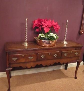 Small George III Oak Cabriole Leg Dresser