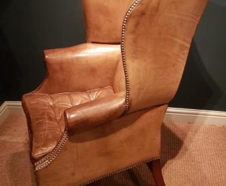 Superb Pair of Antique Wing Back Arm Chairs - Image 3