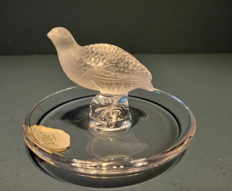 Lalique Opalescent Bird Ring Dish - Image 1