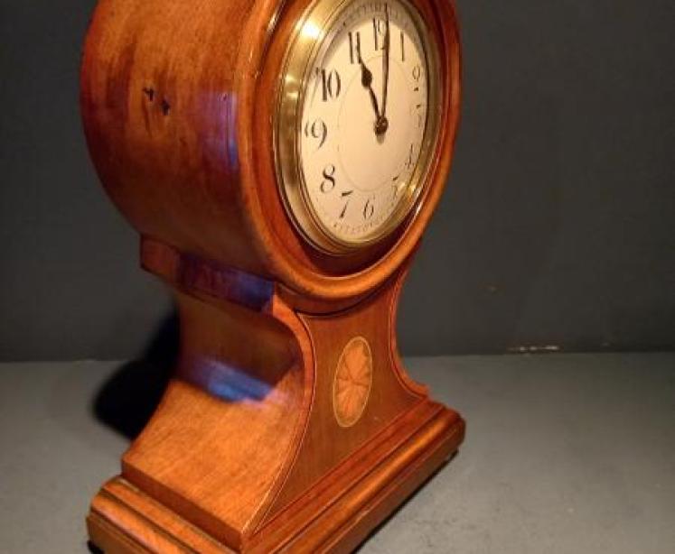 Late Victorian Sheraton Inlaid Balloon Shaped Mantel Clock - Image 6