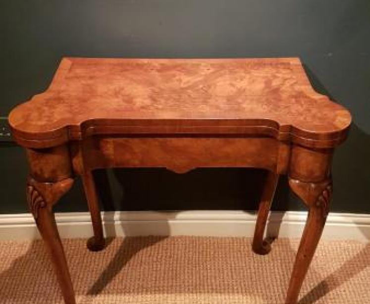 Fine Quality George I Style Walnut Gaming Table - Image 1