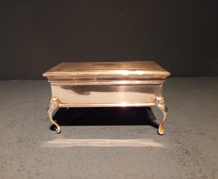 Fine George V Period Silver Jewellery Table Box - Image 2