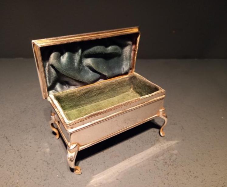 Fine George V Period Silver Jewellery Table Box - Image 3