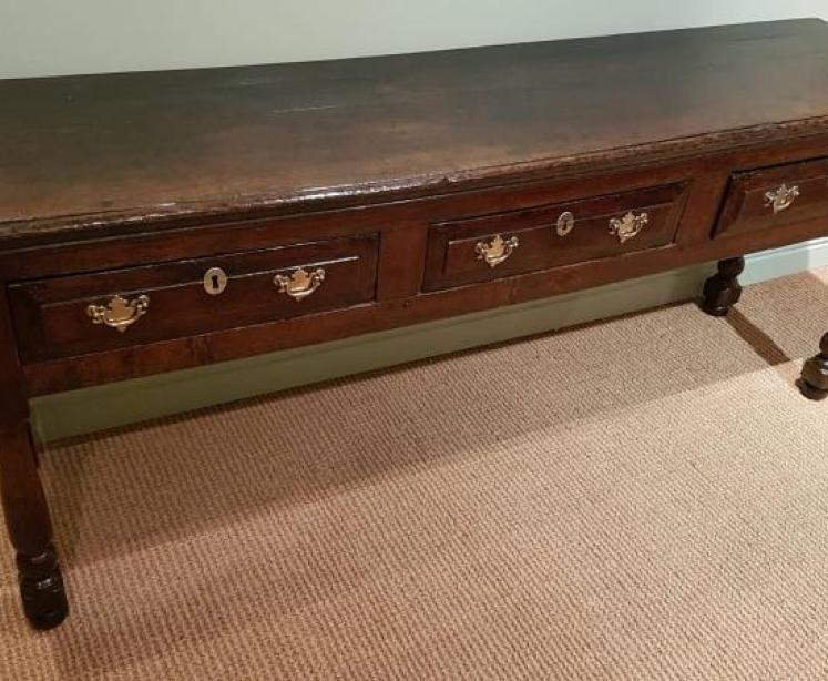 Superb George I Oak Dresser  - Image 2