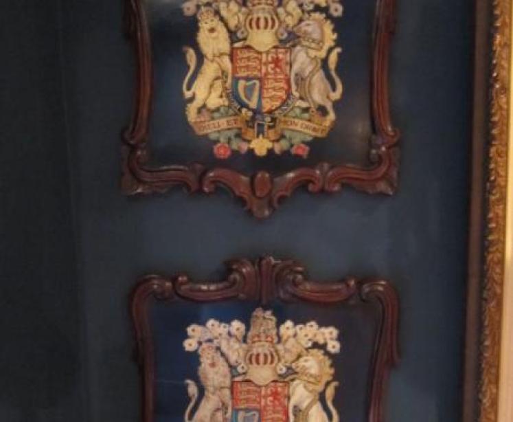 Pair of 19th Century Royal Crest of Arms Wall Panels - Image 1