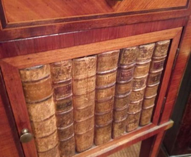 Antique Walnut Inlaid Lamp Table - Image 3