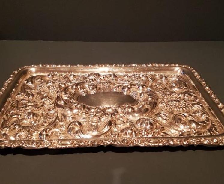 Fine Quality Edwardian Silver Tray - Image 1