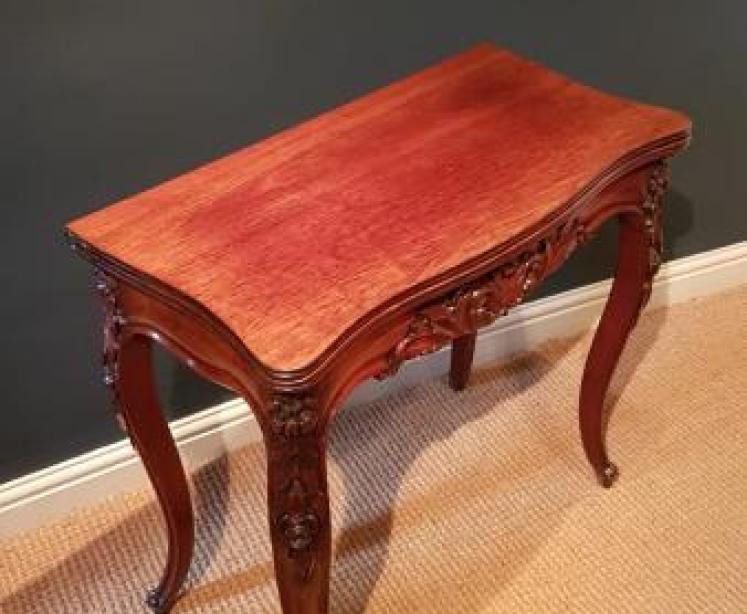 Fine Quality Victorian Mahogany Gaming Table - Image 4