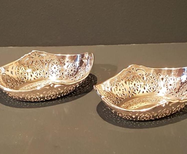 Pair of George V Silver Sweetmeat Dishes - Image 1