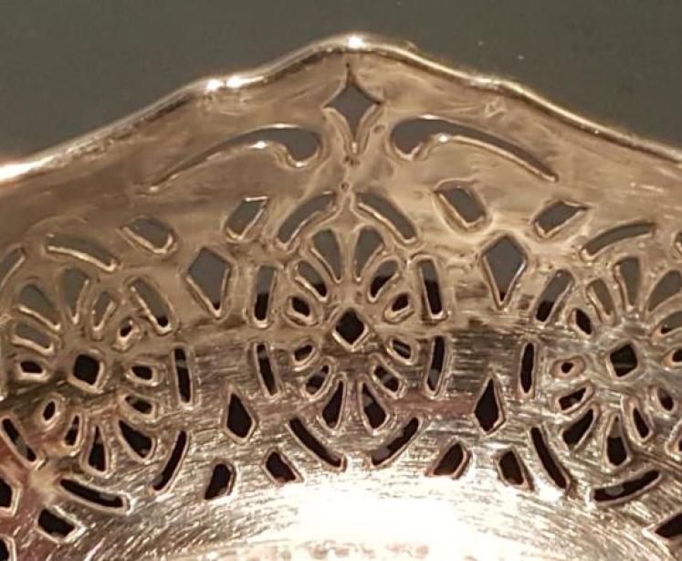 Pair of George V Silver Sweetmeat Dishes - Image 5