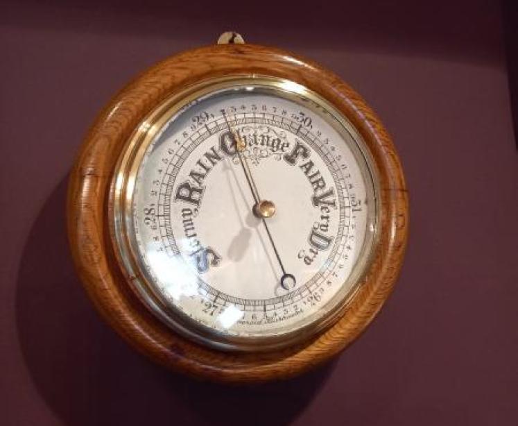 Superb Antique Polished Oak Ship's Barometer - Image 1
