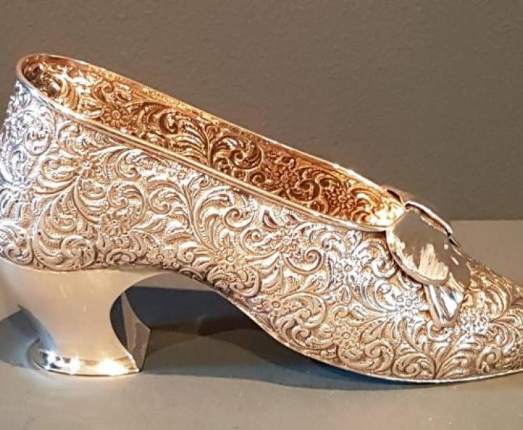 Large Edwardian Chester Silver Shoe - Image 1