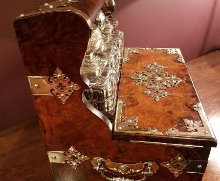 Superb Victorian Walnut Tantalus & Games Box - Image 3