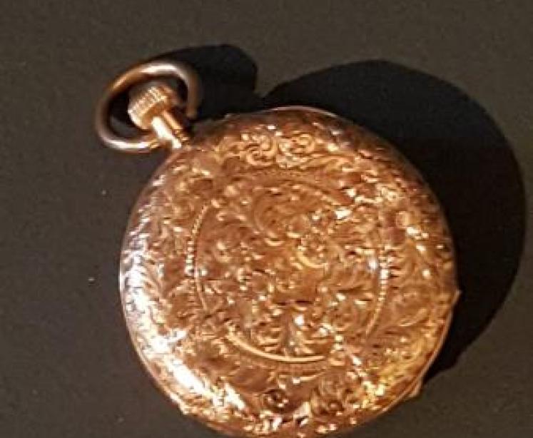 Fine Quality 14ct Gold Swiss Fob Watch - Image 2