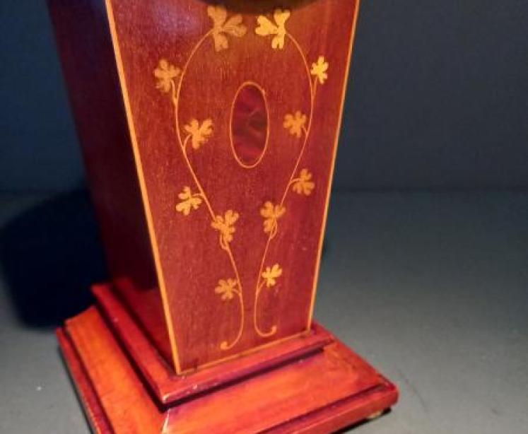 Edwardian Period Inlaid Club Shaped Mantel Clock - Image 4