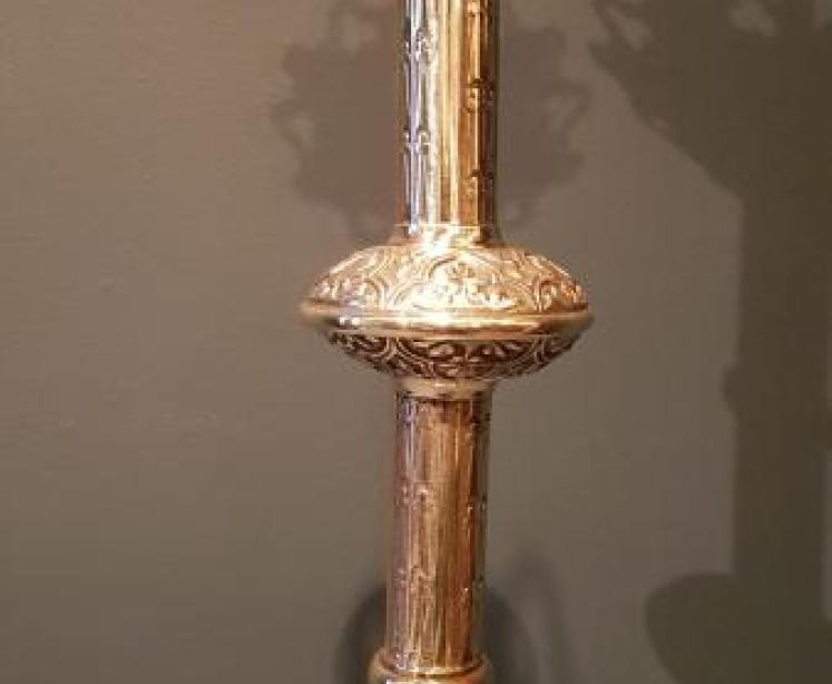 Large Pair of Victorian Brass Candlesticks - Image 3