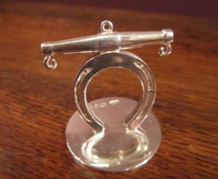 Rare Boxed Set of Edwardian Silver Menu Holders - Image 3