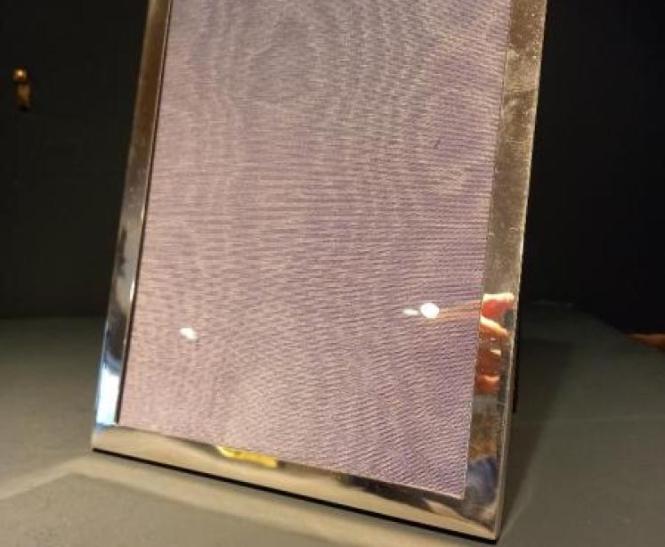 Large George V Period Silver Photo Frame - Image 1