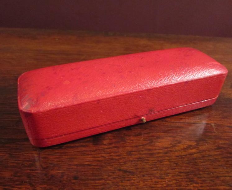 Rare Boxed Set of Edwardian Silver Menu Holders - Image 5