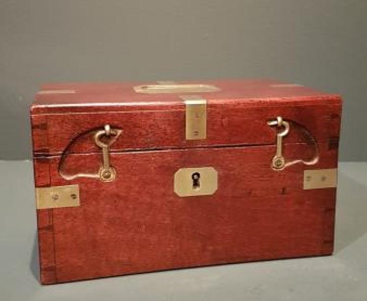 Victorian Mahogany Watch Box - Image 1