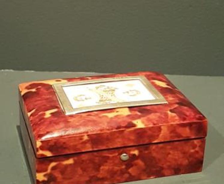 Superb Tortoise Shell and Silver Card Case - Image 1