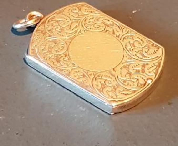 Victorian Engraved Chester Silver Stamp Fob - Image 3