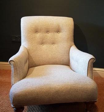 Superb Victorian Easy Chair