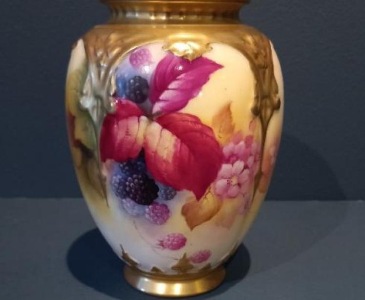 Royal Worcester Autumn Leaves & Blackberries Signed Vase - Image 1